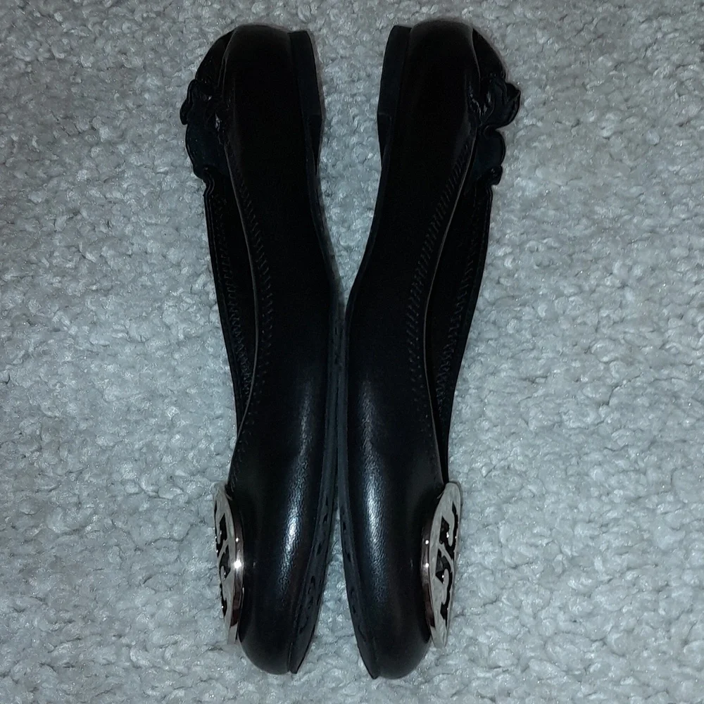 TORY BURCH CLASSIC REVA Leather Flats Size 9